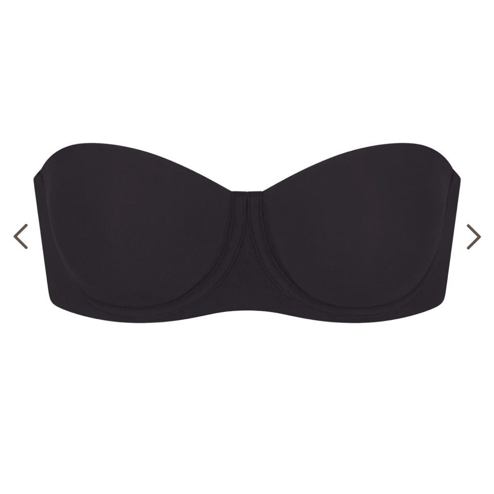SKIMS 🤍 fits everybody STRAPLESS BRA 💕 onyx NWT